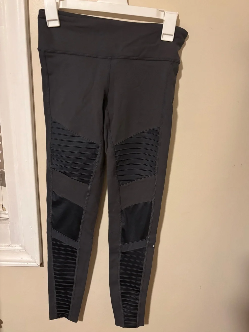 ALO Yoga sleek high